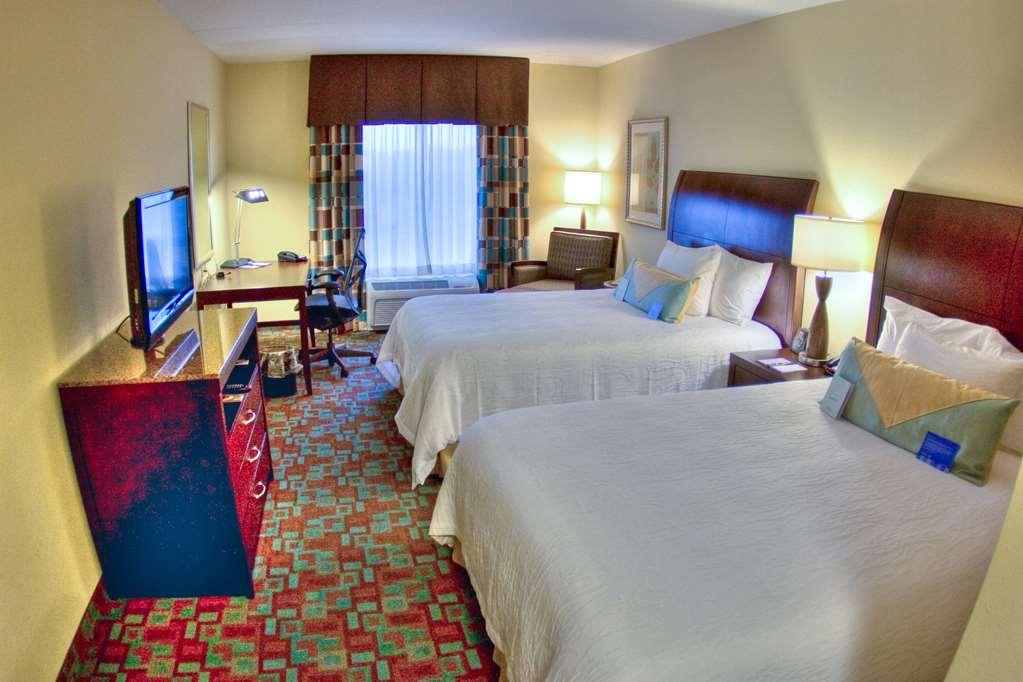 Hilton Garden Inn Clarksville Room photo