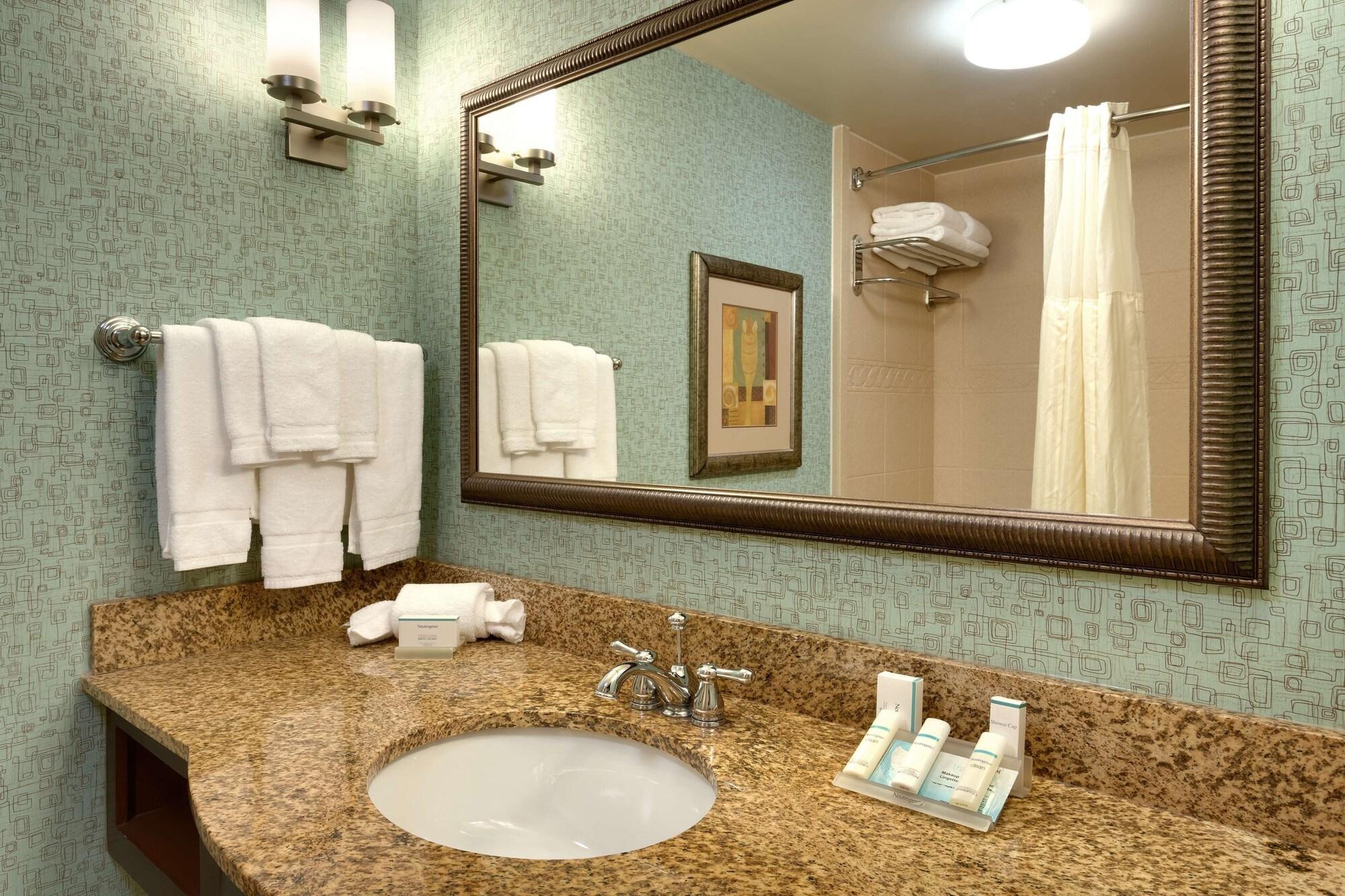 Hilton Garden Inn Clarksville Exterior photo
