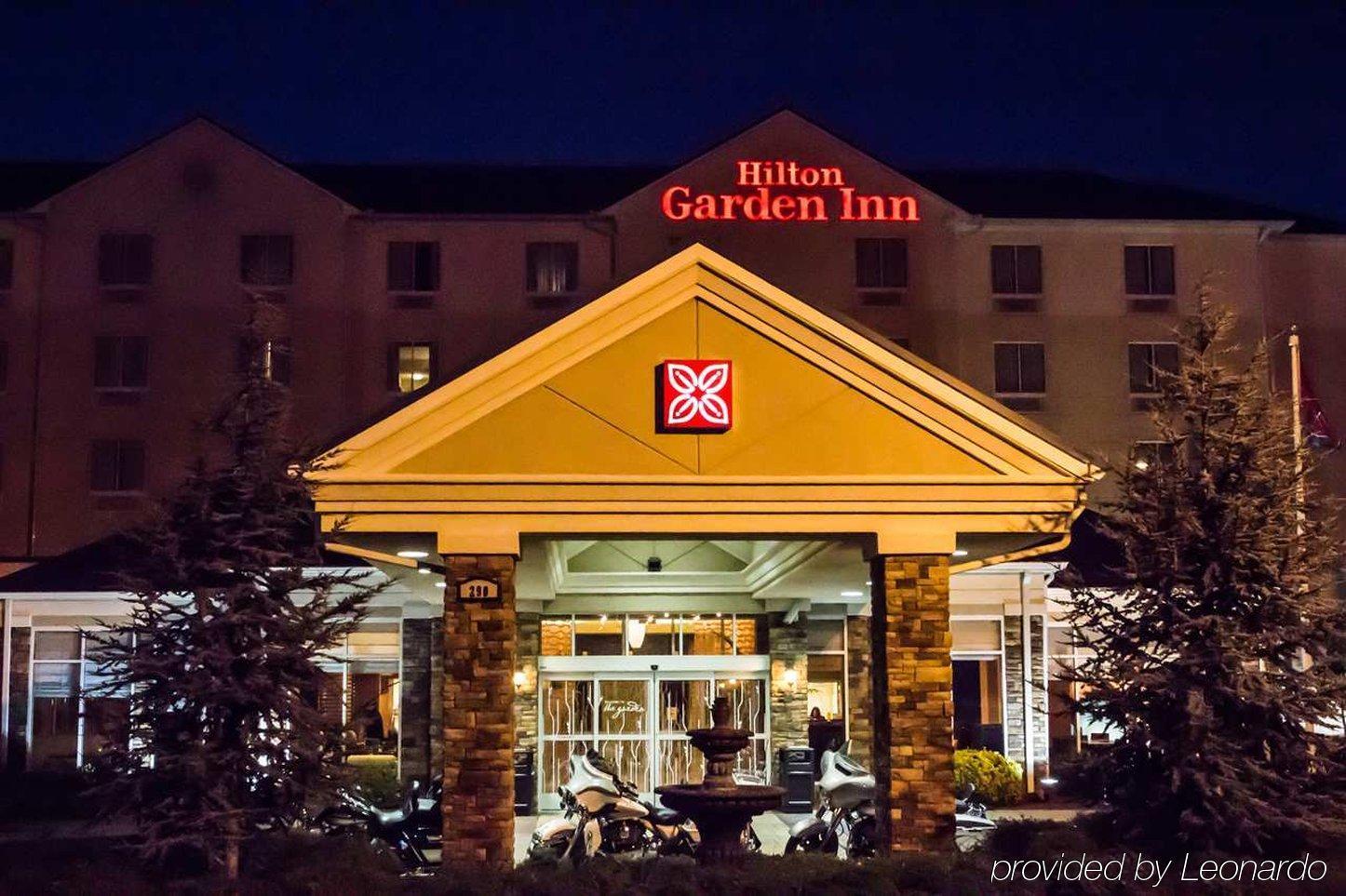 Hilton Garden Inn Clarksville Exterior photo